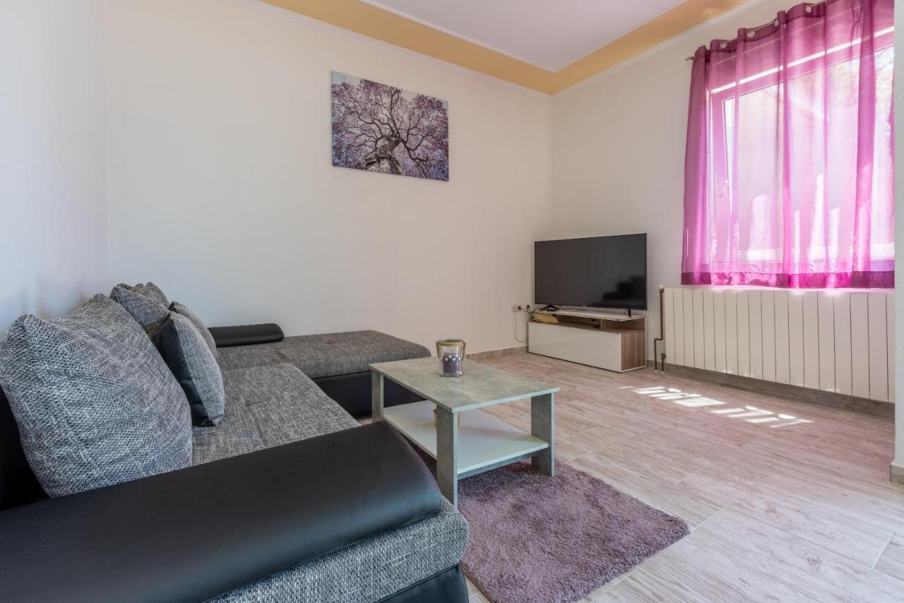 Apartments Antonija Crikvenica Dış mekan fotoğraf