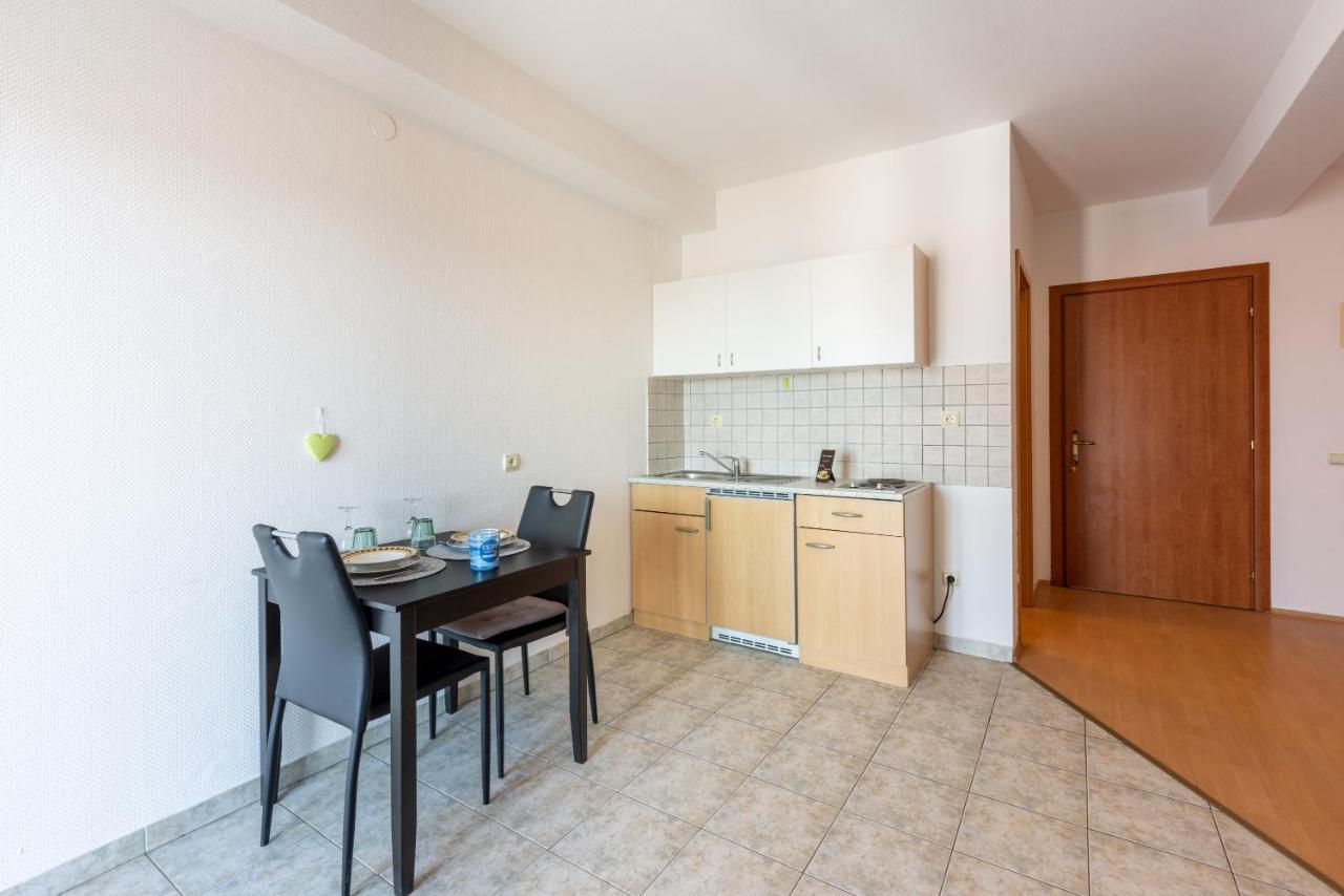 Apartments Antonija Crikvenica Dış mekan fotoğraf