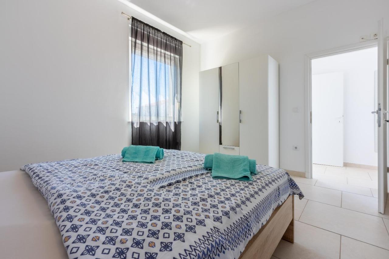 Apartments Antonija Crikvenica Dış mekan fotoğraf