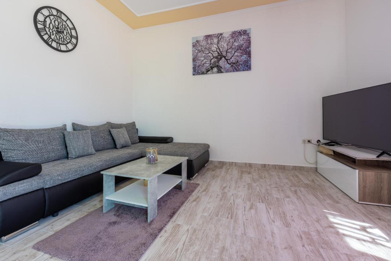 Apartments Antonija Crikvenica Dış mekan fotoğraf