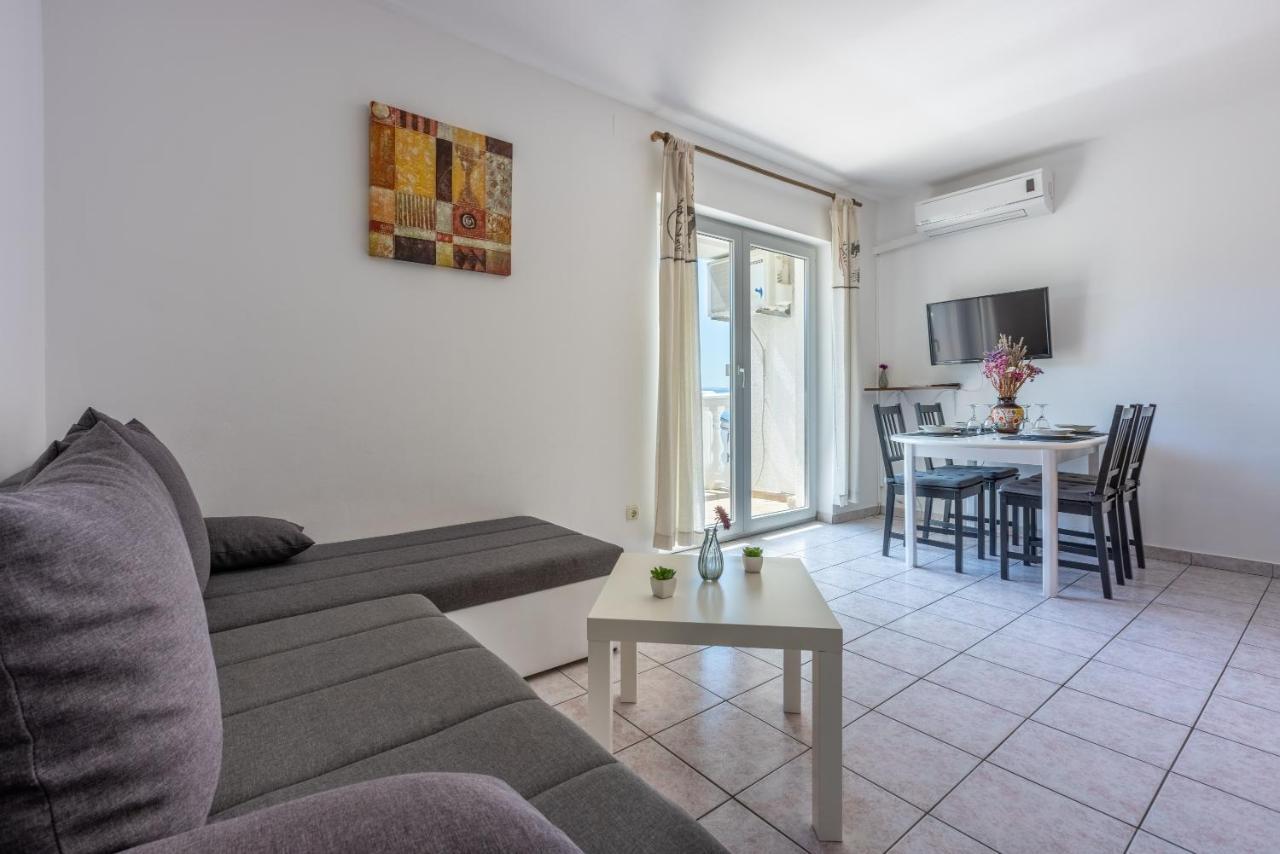 Apartments Antonija Crikvenica Dış mekan fotoğraf
