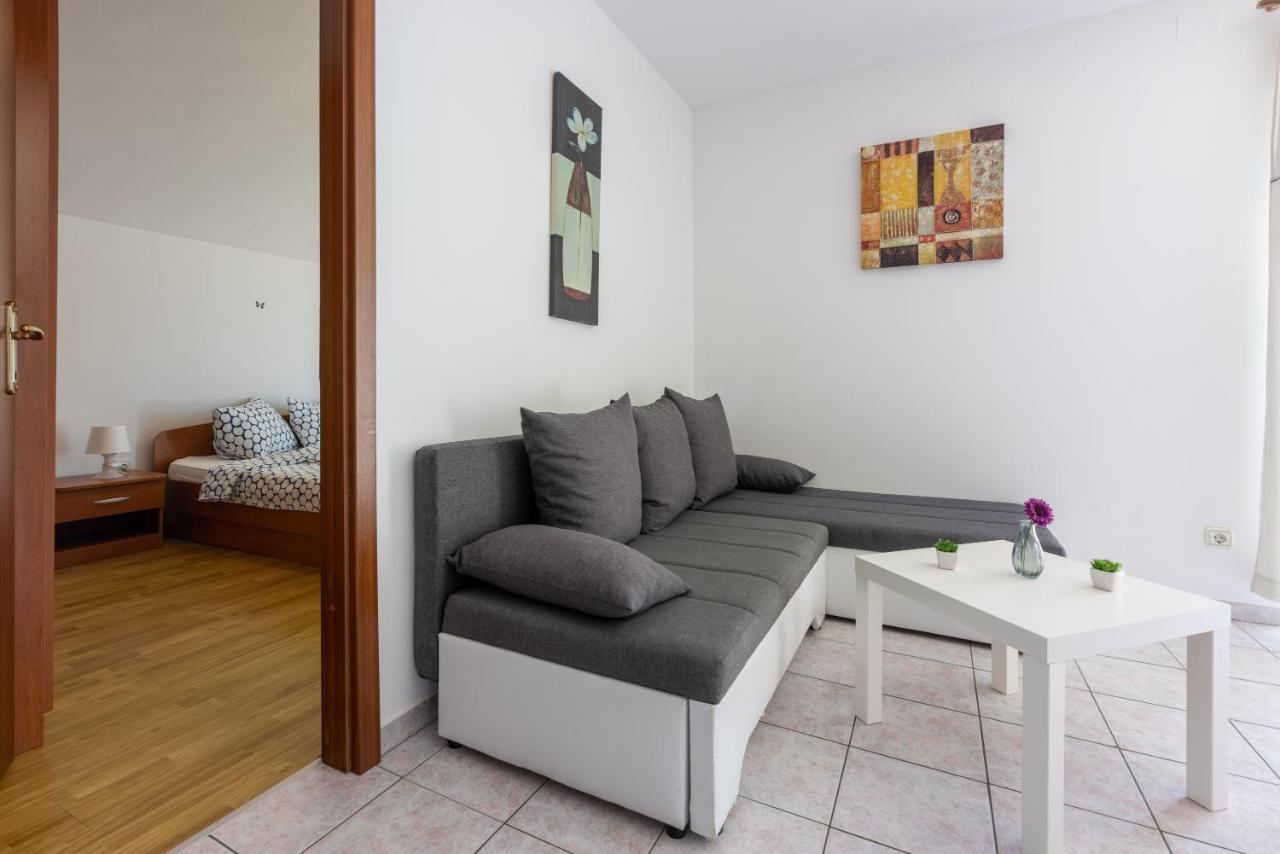 Apartments Antonija Crikvenica Dış mekan fotoğraf